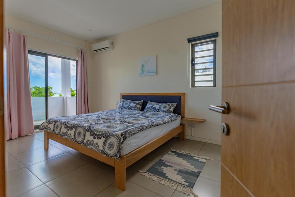 Stella Marris Beachfront Villa Pointe aux Sable Экстерьер фото