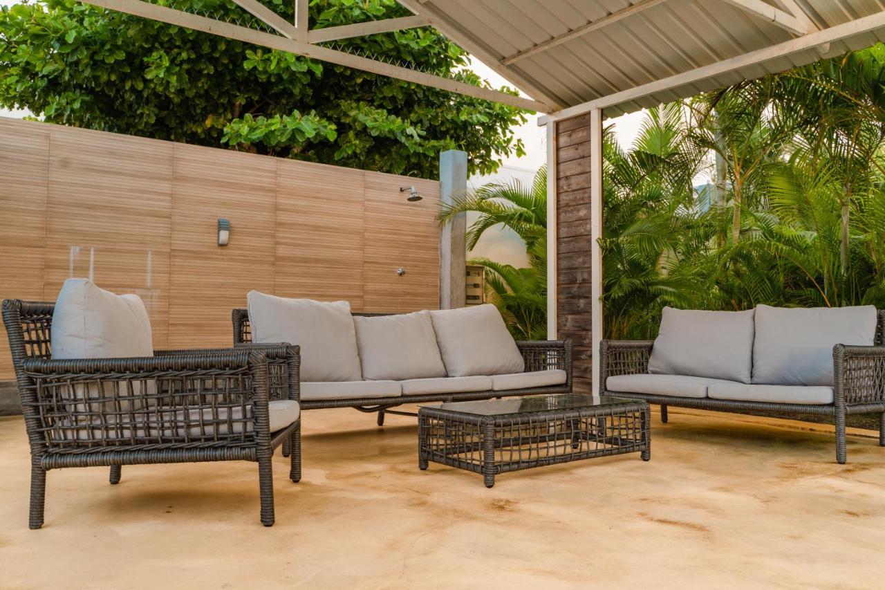 Stella Marris Beachfront Villa Pointe aux Sable Экстерьер фото