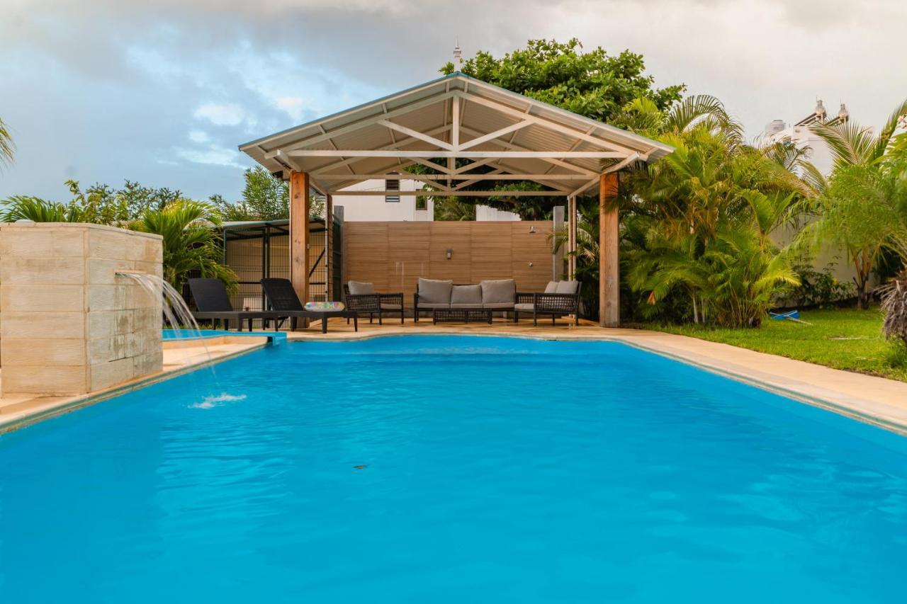 Stella Marris Beachfront Villa Pointe aux Sable Экстерьер фото