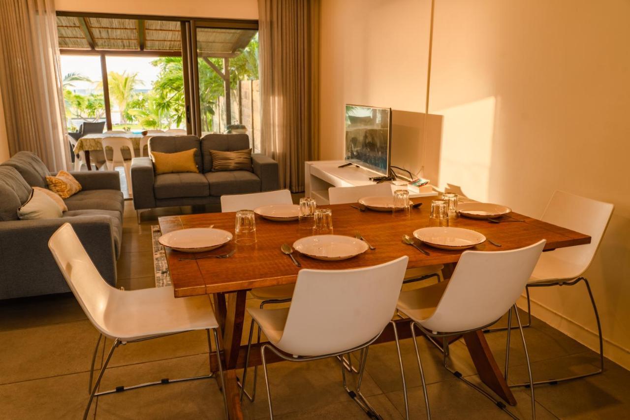 Stella Marris Beachfront Villa Pointe aux Sable Экстерьер фото